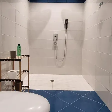 Komuna Parisit Olympic Apartamento