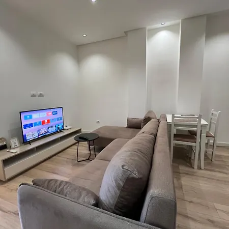 Komuna Parisit Olympic Tirana